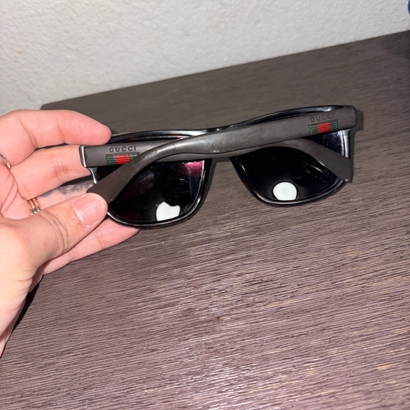 Gucci Sunglasses - Picture 10 of 14